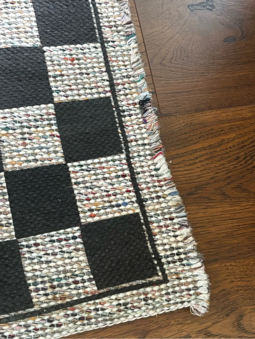 N/A woven checkered